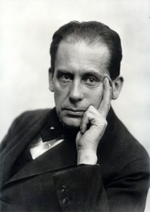 Walter Gropius (1919)